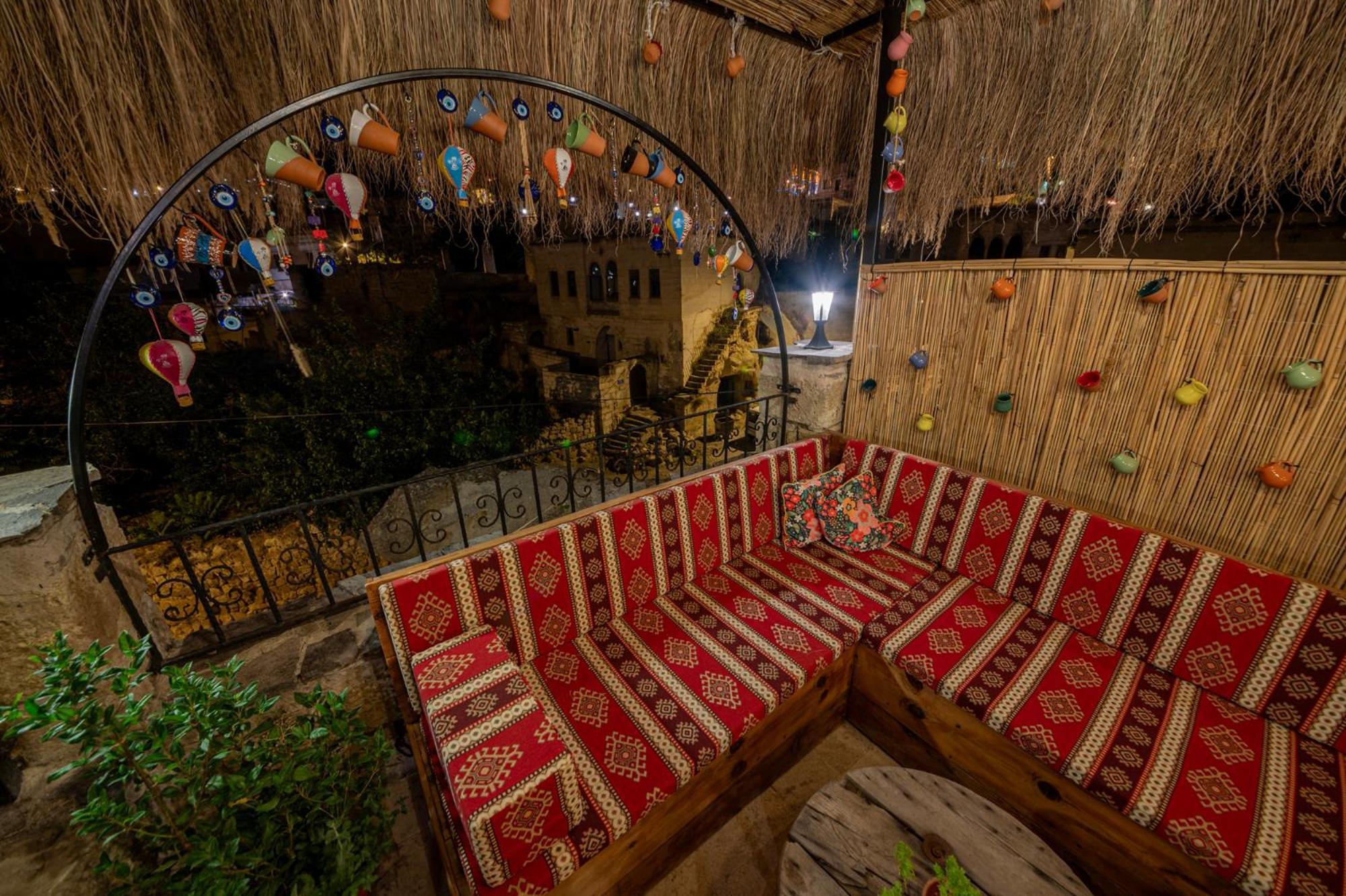 Bed and Breakfast Shiraz Cave Cappadocia Ургуп Экстерьер фото